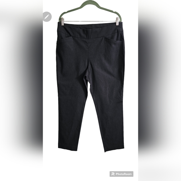 Fabulously Slimming Josie Pants with Pockets -Chicos Size 2-Dark Grey - Picture 1 of 5